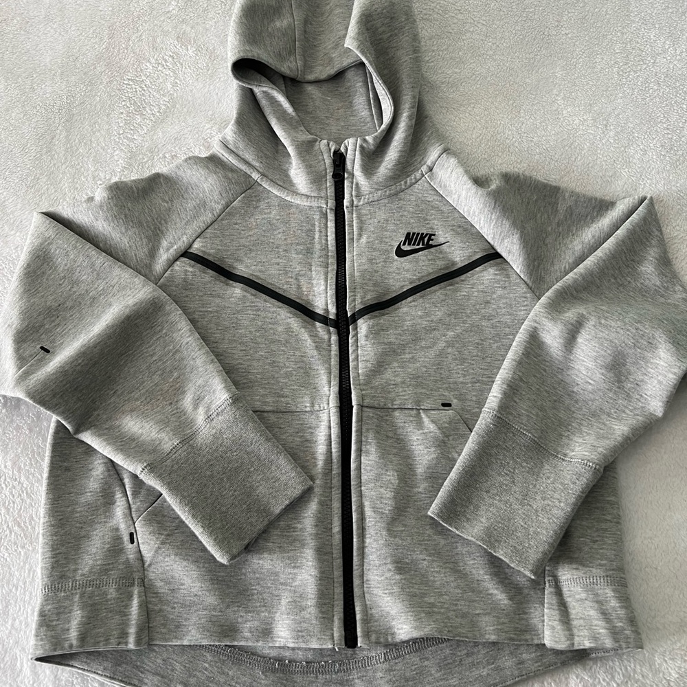 Nike Zip-Up Sweatshirt